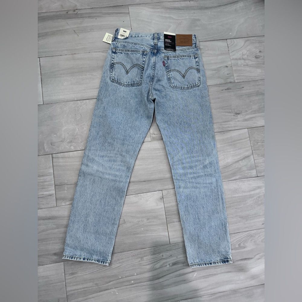 NWT LEVI’S WEDGIE STRAIGHT FIT WOMEN'S JEANS - Picture 12 of 12